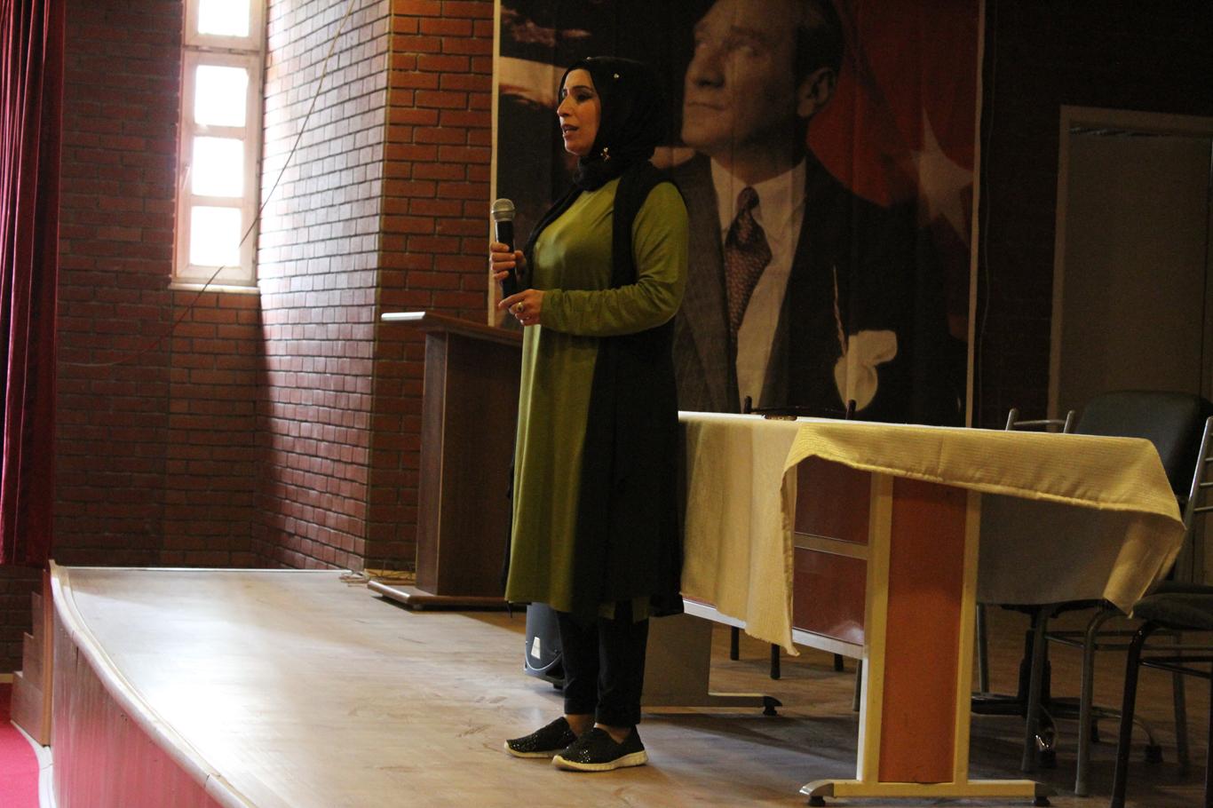 Silopili kadınlara ‘Mikro Kredi’ semineri verildi Silopili kadınlara ‘Mikro Kredi’ semineri verildi